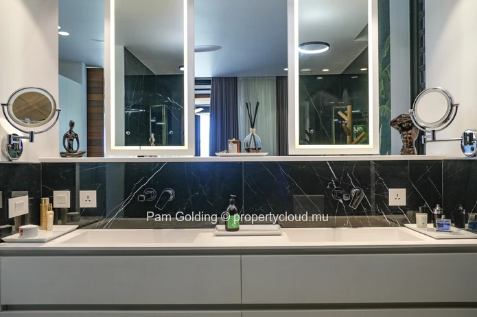 Appartement de 3 chambres en bord de mer à vendre à Pereybère – Erok Grand Baie, Île Maurice