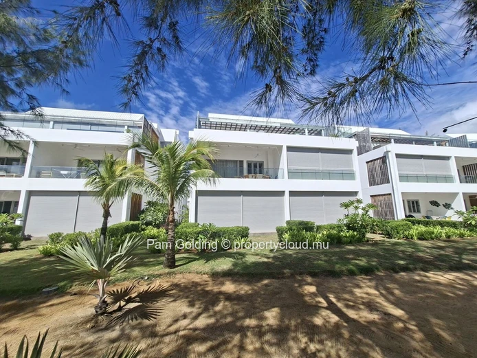 Grand Gaube – Penthouse for rent – Pam Golding Mauritius