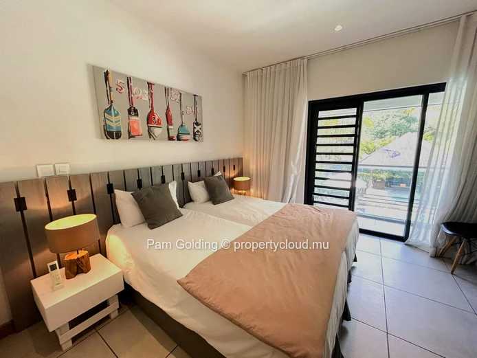 Modern 3-Bedroom Villa in Tamarin – Private Pool & Resort Amenities Near the Beach
