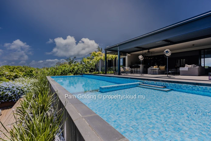 Exceptional Villa for Sale at Azuri Golf Estate