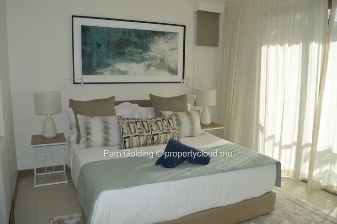 Stunning 2 bedroom on the golf course
