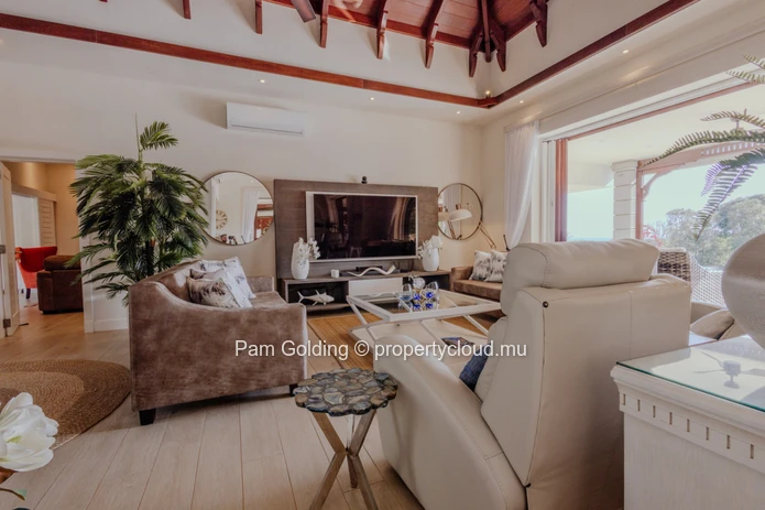 Luxury Villa for Sale – A Masterpiece of Modern Elegance