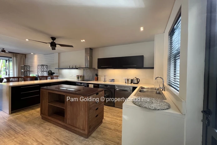 3 chambres à coucher, appartement récemment rénové à La Balise Marina