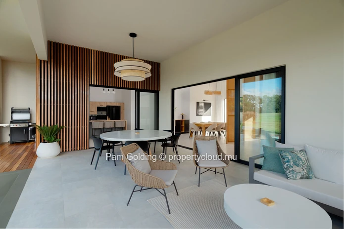 Luxury Villa for Sale in Anahita Mauritius | Golf View, Sea Access & Private Pool 