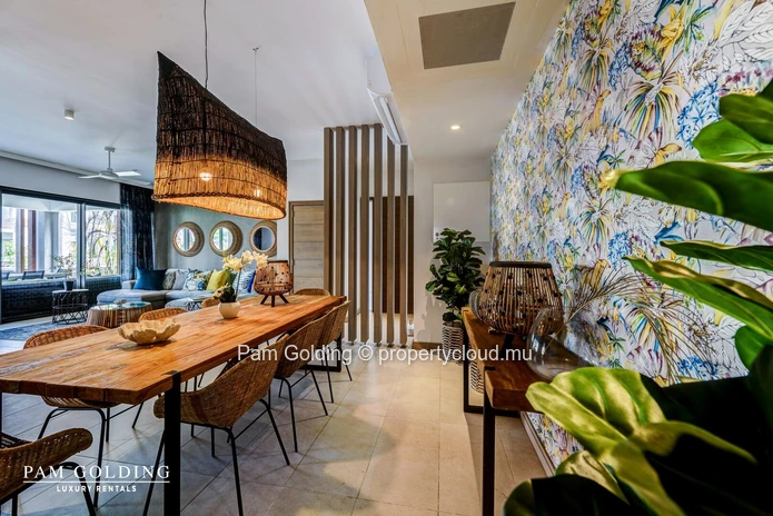 Appartement Rez-de-Chaussée 3 Chambres à Mont Choisy Le Parc - À Proximité de la Plage