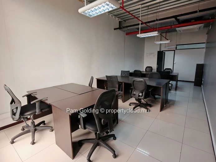 Grand Baie – Espace Bureau à louer – Pam Golding Mauritius
