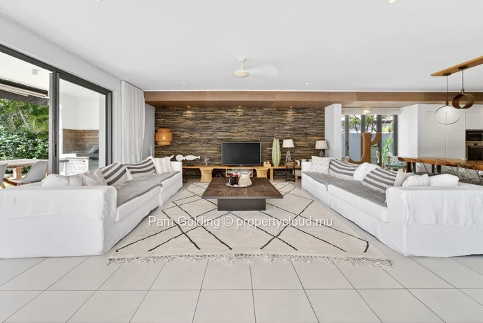 Exceptional 5-Bedroom Villa with Golf View | Mont Choisy Le Parc, Grand Baie – Mauritius