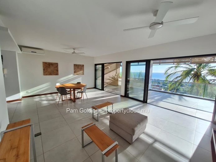 Penthouse de 3 chambres avec vue panoramique sur la mer | Résidences La Tourelle Ocean View, Tamarin.