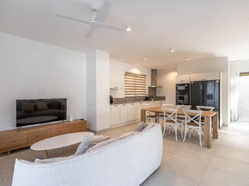 4 Bedroom Villa