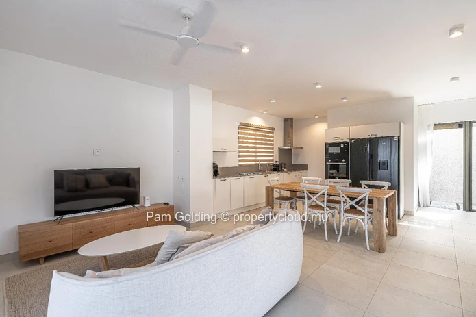 Modern 4-Bedroom Villa for Sale in Cap Tamarin – Private Pool in Gated Smart City Estate