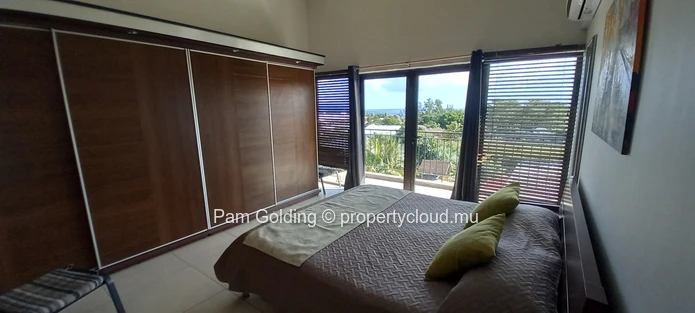 Spacious Penthouse Living in Sought-After Tamarin