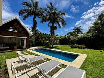 4 Bedroom Villa
