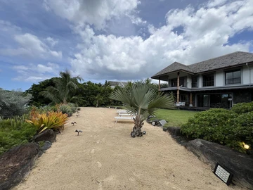 5 Bedroom Villa