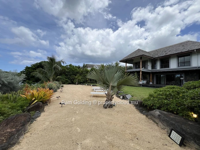 Exquisite 5 Bedroom Private Villa in La Balise Marina, Black River, Mauritius West Coast