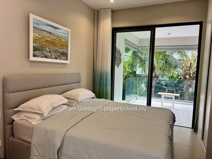 Appartement 3 chambres en rez-de-jardin à Pointe aux Canonniers, 196,69 m²