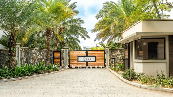À vendre – Penthouse de luxe 4 chambres à Grand Baie, La Pointe Luxury Apartments