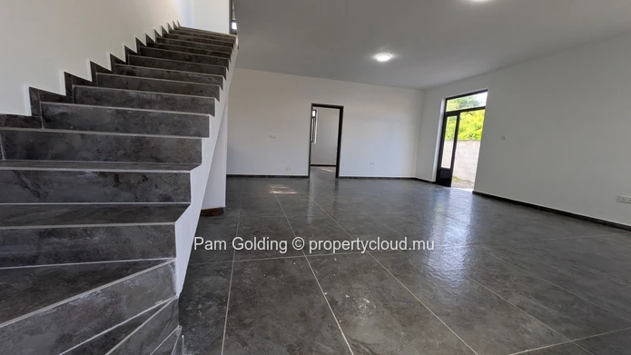 Grand Gaube – Maison à vendre – Pam Golding Mauritius