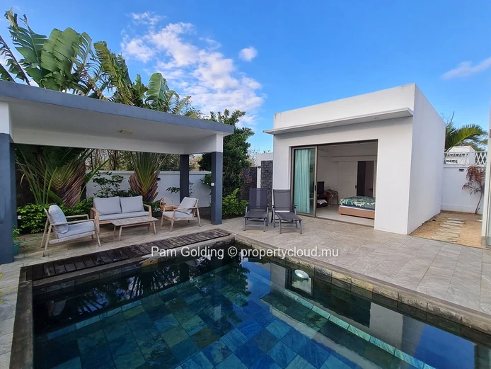 Spacious Freehold Villa in Mont Mascal