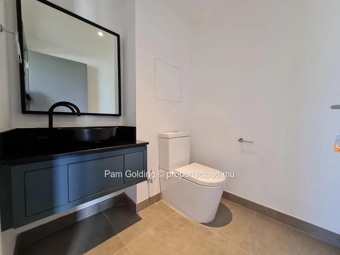 Spacious 3-Bedroom Penthouse with Lagoon View for Sale at St. Antoine Residences – North Coast Mauritius