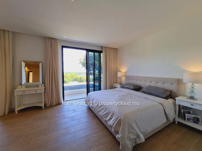Villa Contemporraine a vendre a Akasha PDS