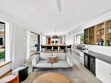 4 Bedroom Villa