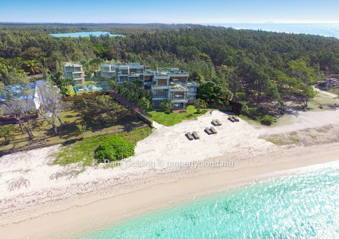 Appartement de 3 chambres en bord de mer à Poste La Fayette