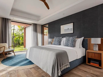6 Bedroom Villa