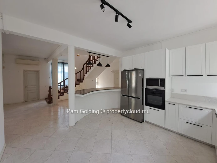 Pointe aux Canonniers – House for sale – Pam Golding Mauritius